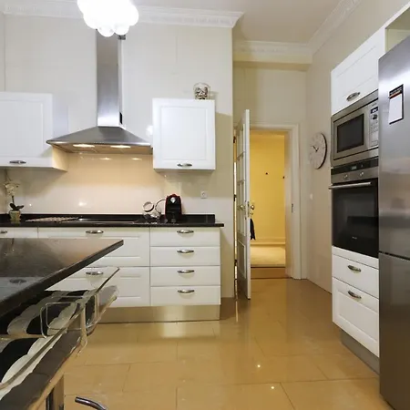Apartment Downtown Premium By Homing Lisbon