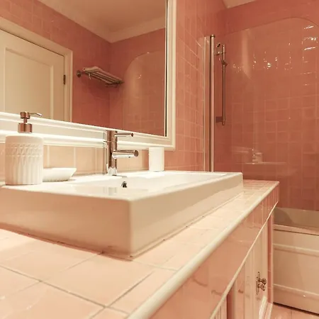 Apartment Downtown Premium By Homing Lisbon