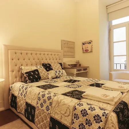 Downtown Premium By Homing Apartment *