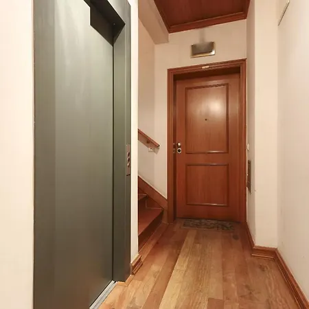 Apartment Downtown Premium By Homing *